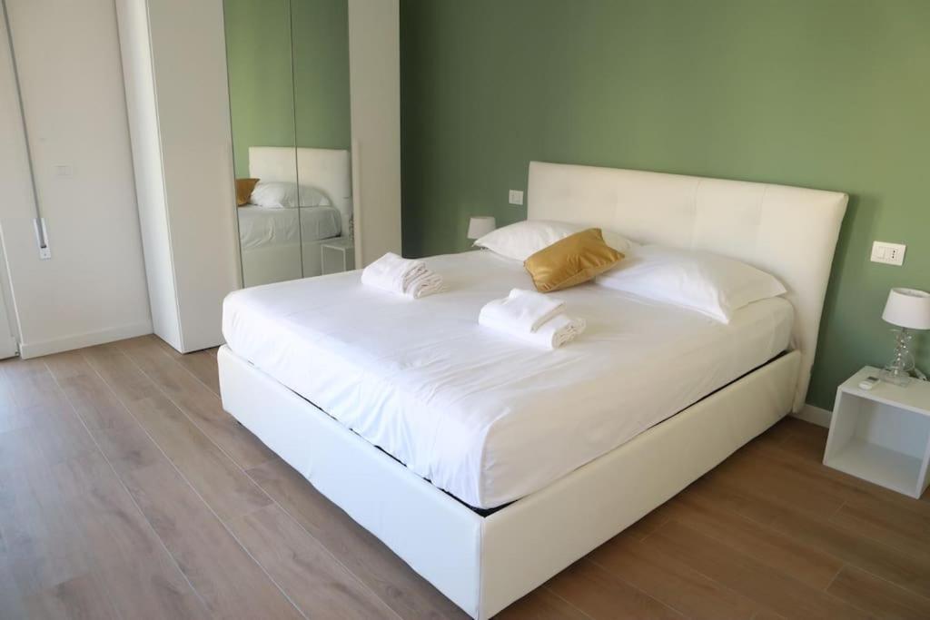 Santa Maria Novella - Golden Lily Florence, city center apartment Esterno foto