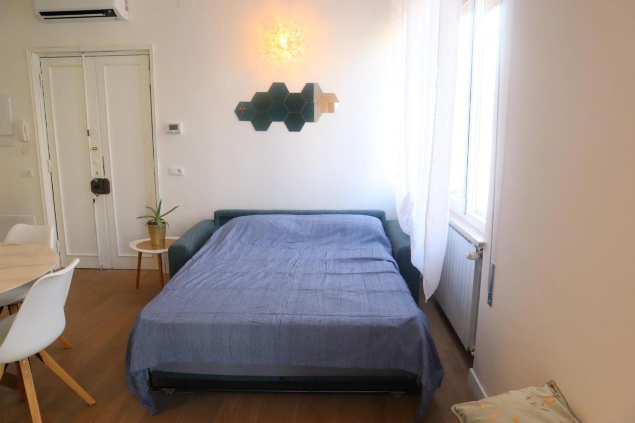 Santa Maria Novella - Golden Lily Florence, city center apartment Esterno foto